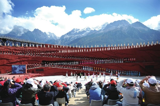 Show diễn Ấn tượng Lệ Giang hấp dẫn tại tour Lệ Giang